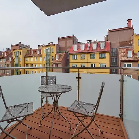 Na Szancach With Balcony By Renters ורוצלב
